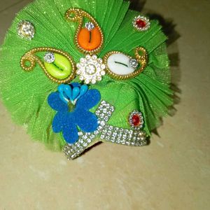 Krishna Ji Mukut Size 4-5 Number