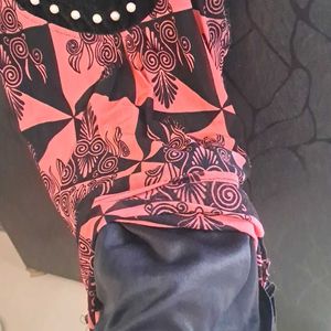 Fancy, Printed,Black N Pink Velvet-Chiffon Top