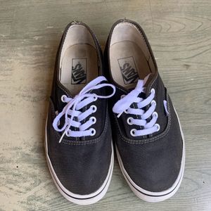 Authentic Women Vans