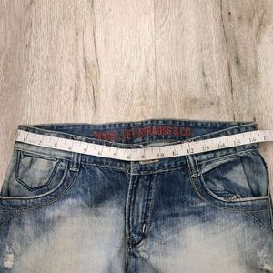 Cs1112 Levis Jeans Size 32