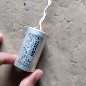 Fan Capacitor