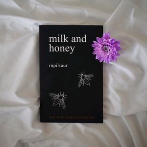 (NEW) Milk And Honey Book By Rupi Kaur