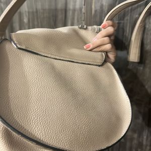 Women Sling Bag Creme High Quality