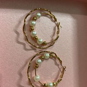 Earings With Golden & White Pearls