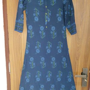 NAVY BLUE AVAASA KURTI(XS)