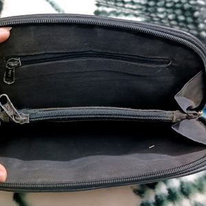 Trendy Steel Handle Hand Bag