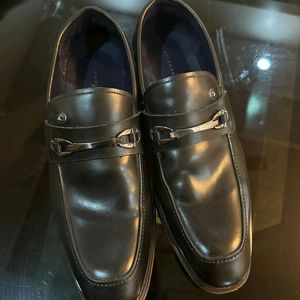 ALLEN SOLLY new Black Men Loafers