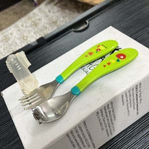 Open Box Chicco Cutlery With Finger Brush