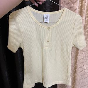 Butter Yellow Top