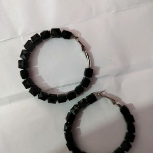 Eye Catchy Black Beads Hoops