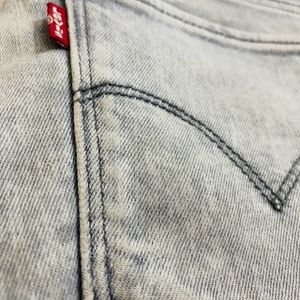 Levi’s Jeans