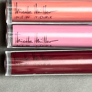 Nicole Miller New York Combo Of 3 Lipsticks