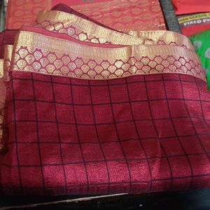 Woman Maroon  Silk Saree