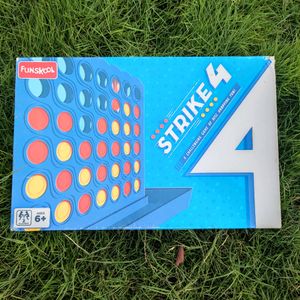 Strike 4 A Two Player Board Game