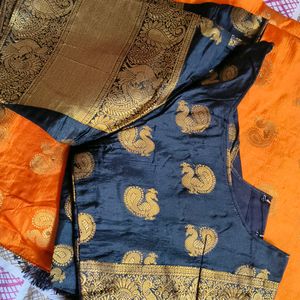 Saree With Black Border And Peacock Butti