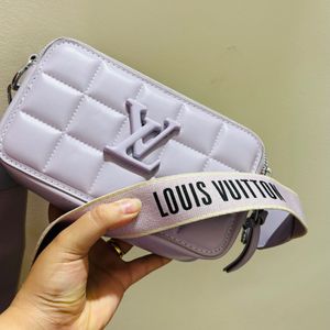 Louis Vuitton Sling bag