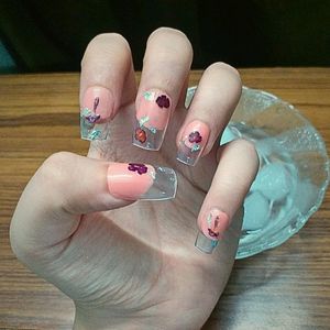 Press On Nails(Lantana)