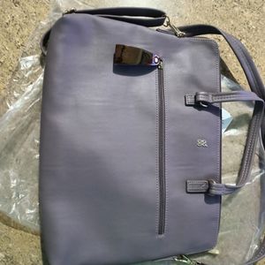 BaggitLaptop Messenger Bag, Brand New Not Used