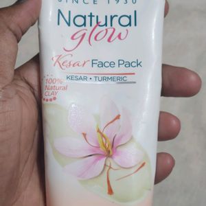 Himalaya Natural Glow