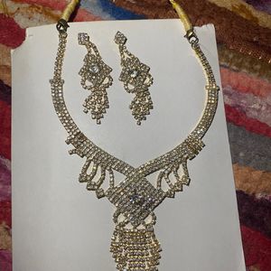 Party Wear Stone Jewellery Set