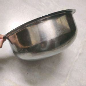 Steel Bowls With Serving Spoon