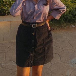 black corduroy skirt (M-L)