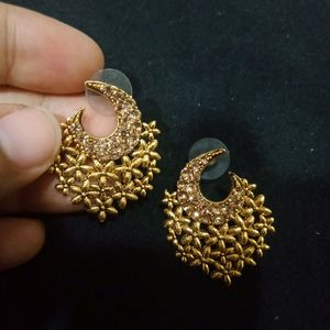 earings floral moon