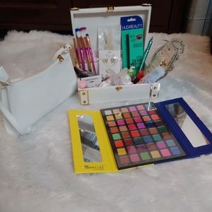 White Theme Hamper Box