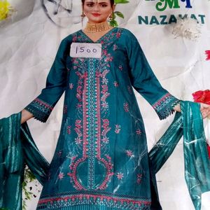 Pakistani suit