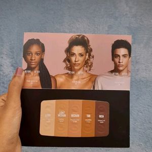 Huda Beauty Foundation Sample