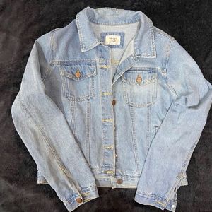 FOREVER 21 Denim Jacket