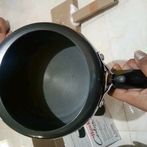 Hawkins Pressure Cooker