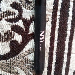 NYBae Lip Crayon