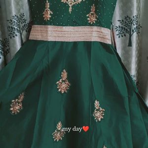 Beautiful Ethnic Gown 💚✨