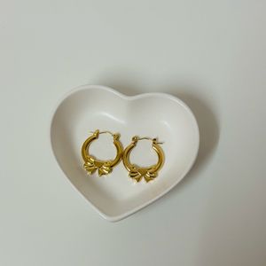 Bow Shaped Hoops Anti Tarnish