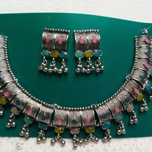 Multi Color NECKLACE