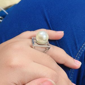 Western Big Pearl Ring