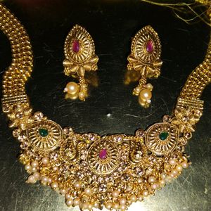 Multicolour Necklace With Earrings