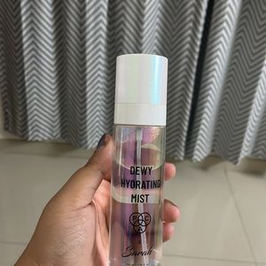 Dewy Hydrating Mist