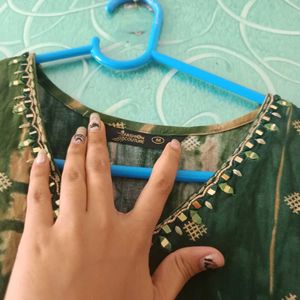 Green Kurti