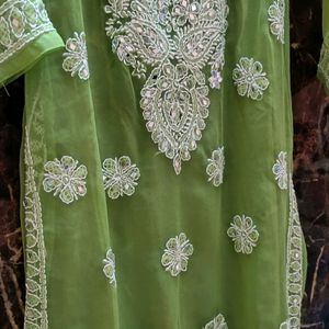 Chikankari Mirror Work Kurti With Inner