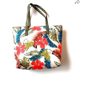 Women Carry Bag For Outdoor at @199