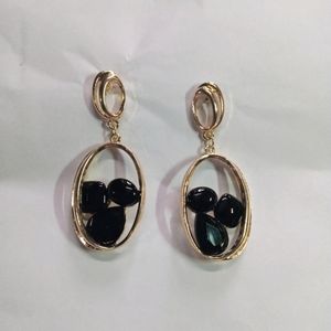 Korean Earring (Black Stone)🖤💫✨