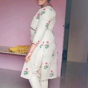 Beautiful Floral Kurti