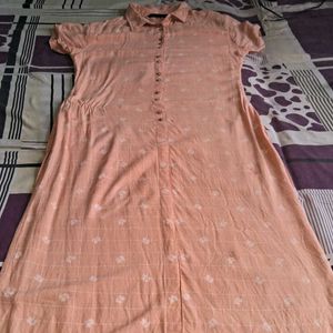 Very Soft Kurta With Beautiful Designing In Front