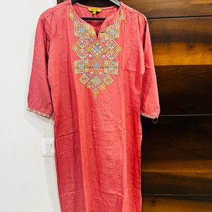 Peach Kurta With Handwork Detailing