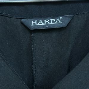 Harpa Black Crop Top