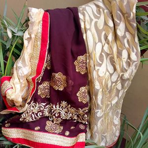 I'm Selling This Beautiful Saree