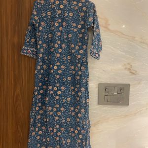 Beautiful Blue Indu Bindu Printed Kurta