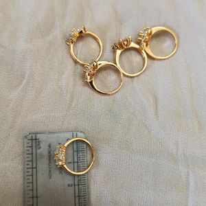 5 Small Girls Ring